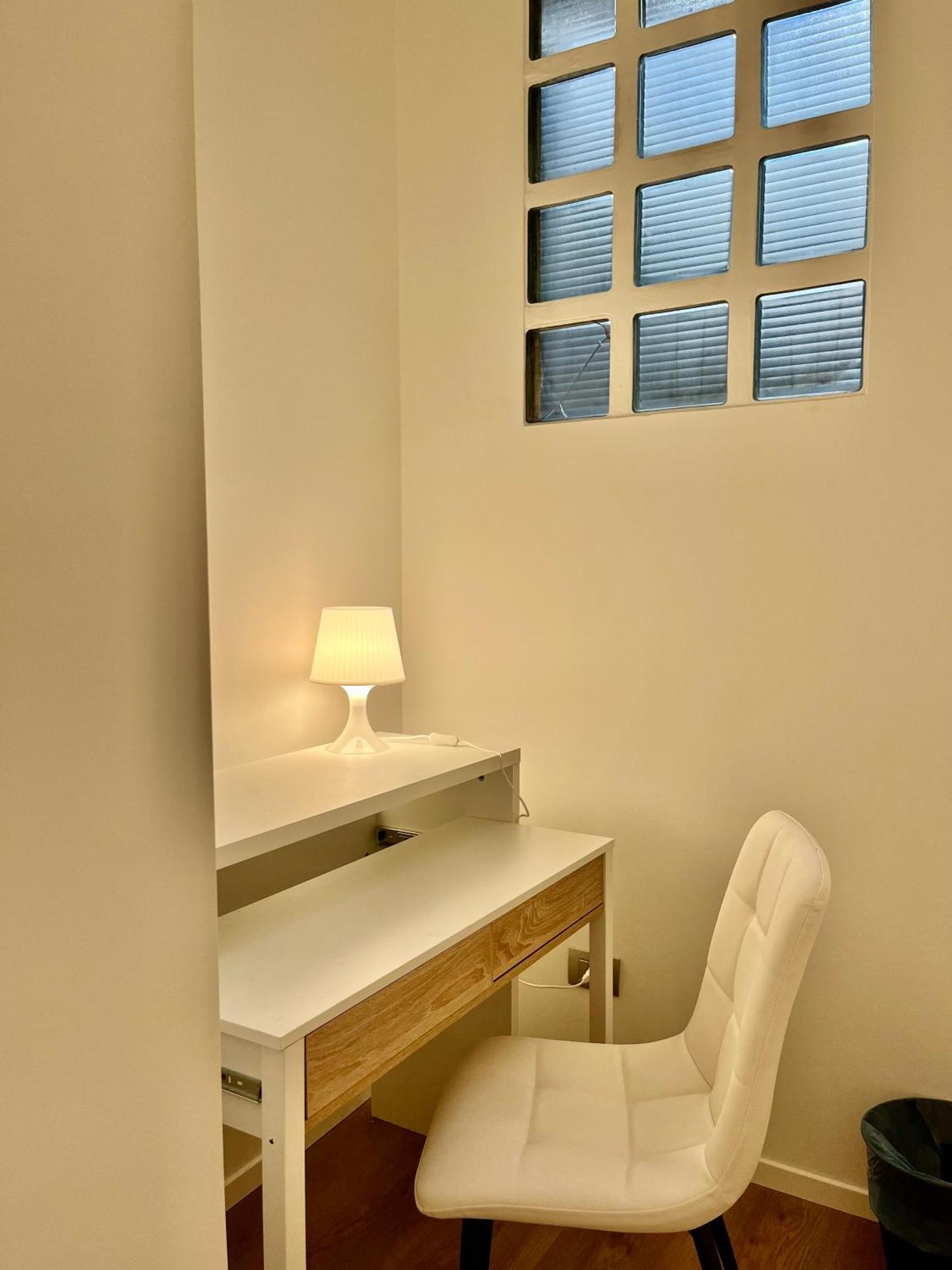 Central Side Apartment Milan Bagian luar foto
