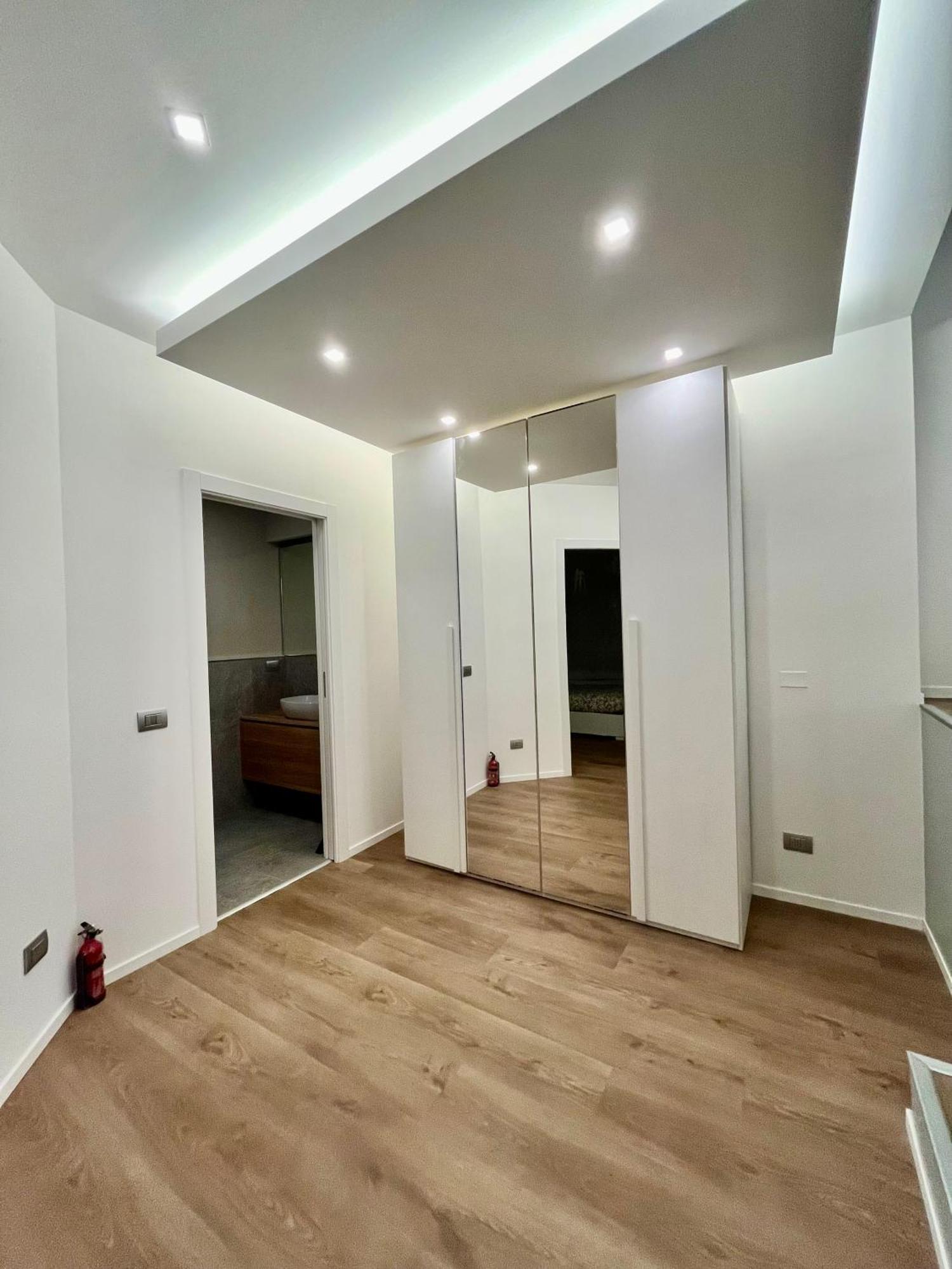 Central Side Apartment Milan Bagian luar foto