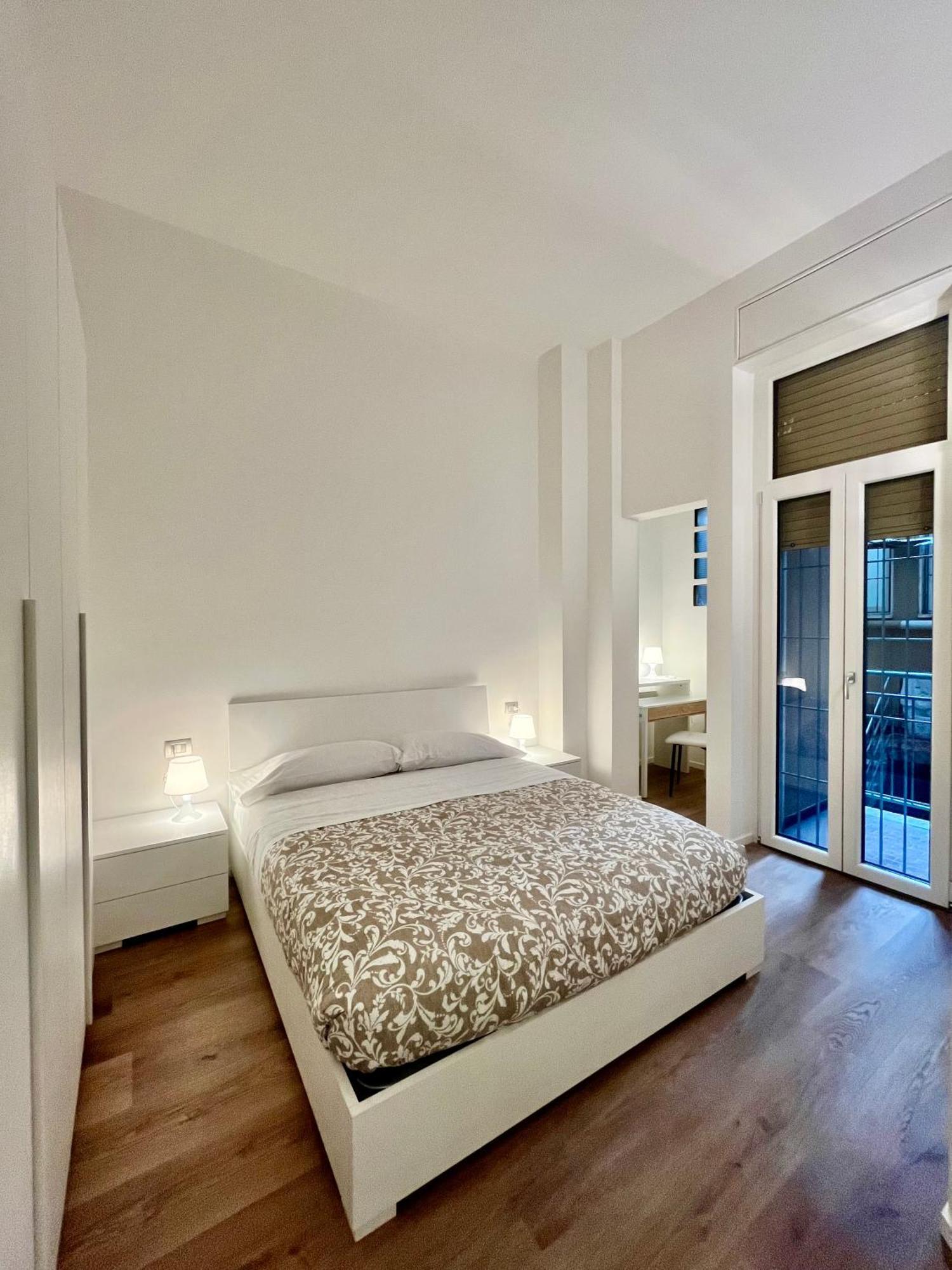 Central Side Apartment Milan Bagian luar foto